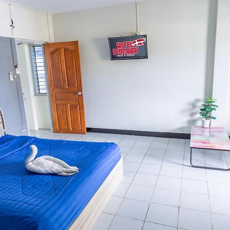 Happy Jomtien - Beachfront Ngoại thất bức ảnh