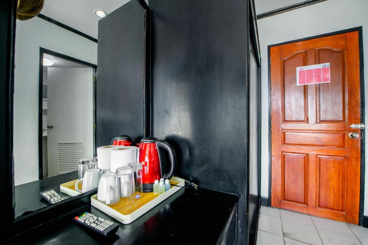 Happy Jomtien - Beachfront Ngoại thất bức ảnh