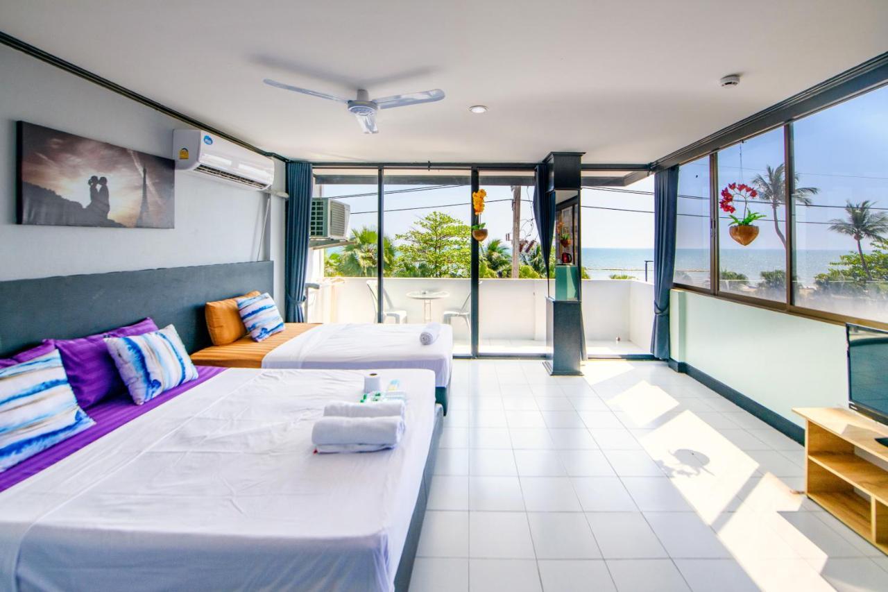 Happy Jomtien - Beachfront Ngoại thất bức ảnh