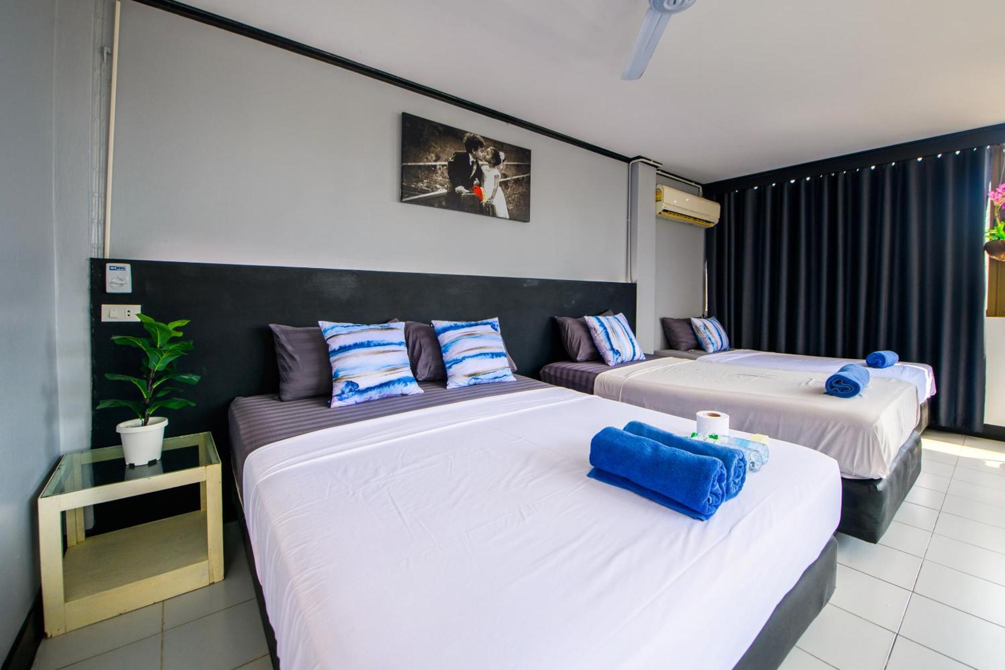 Happy Jomtien - Beachfront Phòng bức ảnh