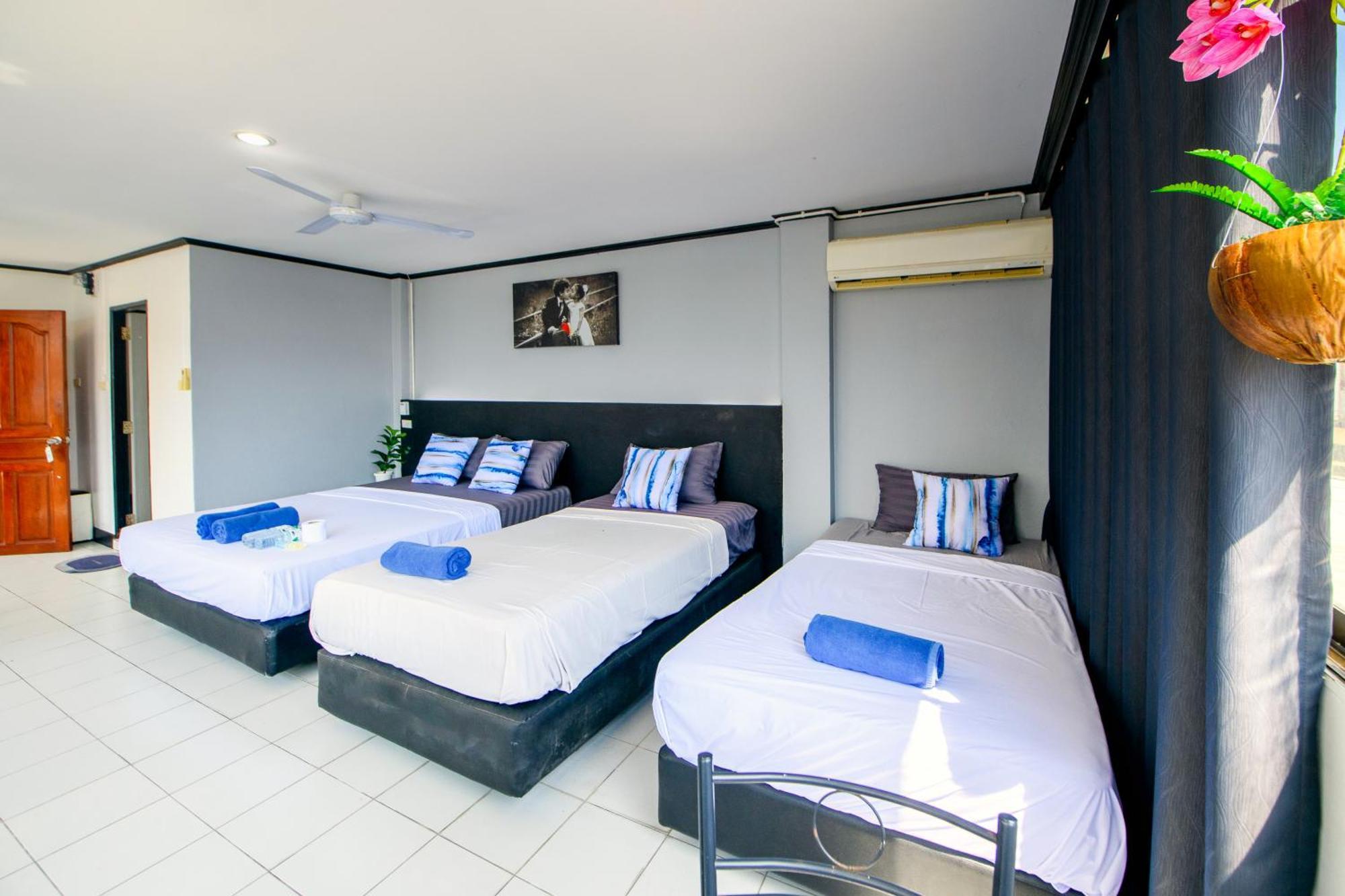 Happy Jomtien - Beachfront Phòng bức ảnh